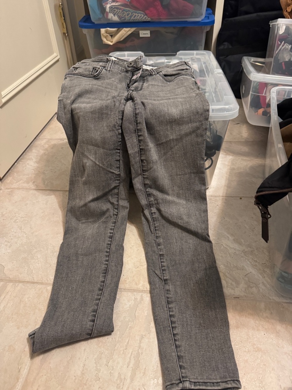 Anthropologie Women's Skinny Jeans in Gray Wash